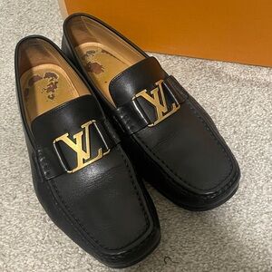 Men’s Louis Vuitton Montaigne Monogram Loafer Black LV7